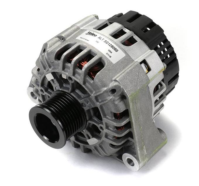 Mercedes Alternator (120A) (New) 112154020280 - Valeo 439420